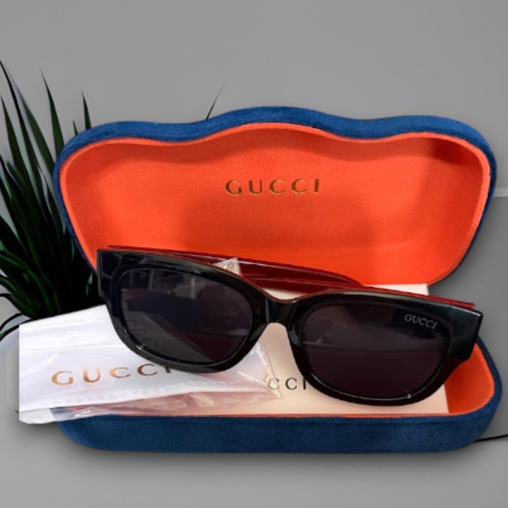 Black Square Sunglasses Gold GG Logo With Case